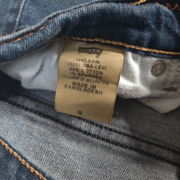 Levi's Capri Jeans - Picture 5 of 7